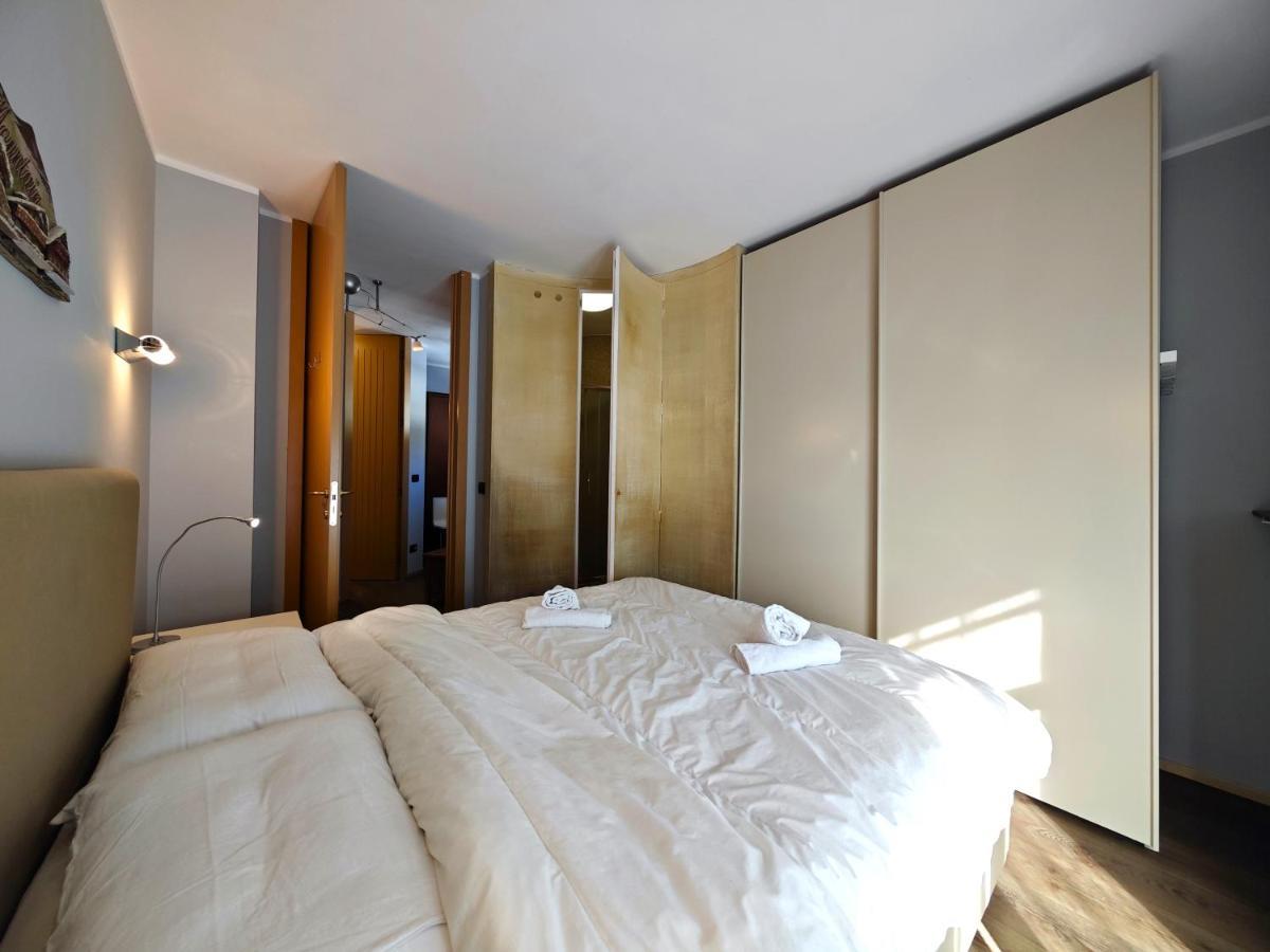 Hostdomus - Les Etoiles Apartment